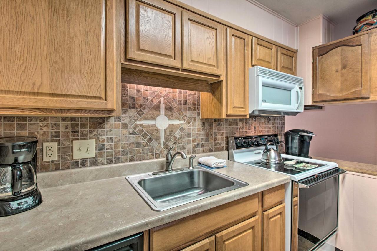 Red River Ski Condo On Main St - Mtn View! Buitenkant foto